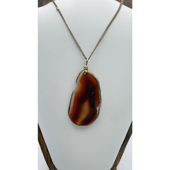 Vintage 70s Natural Agate Slice Pendant Necklace Gold Tone 24" Long Chain - Picture 8 of 10